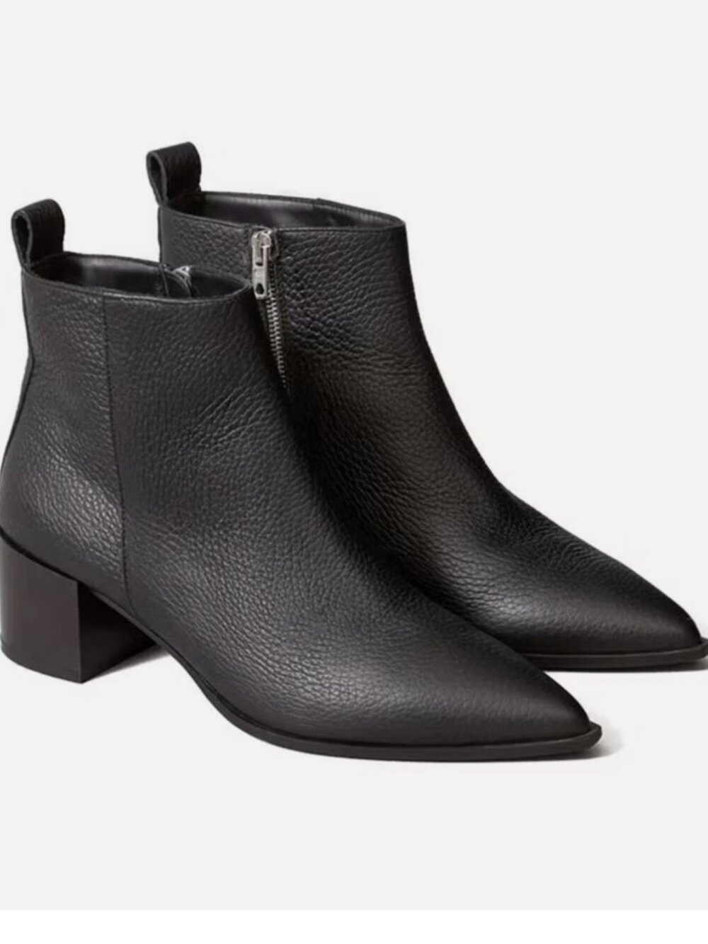 Everlane The Boss Boots in Black Pebbled - Size 7